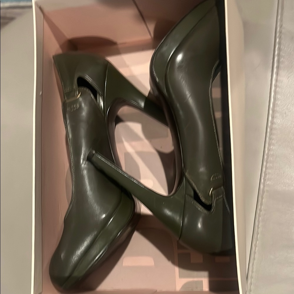 Bcbgeneration White Box - image 4